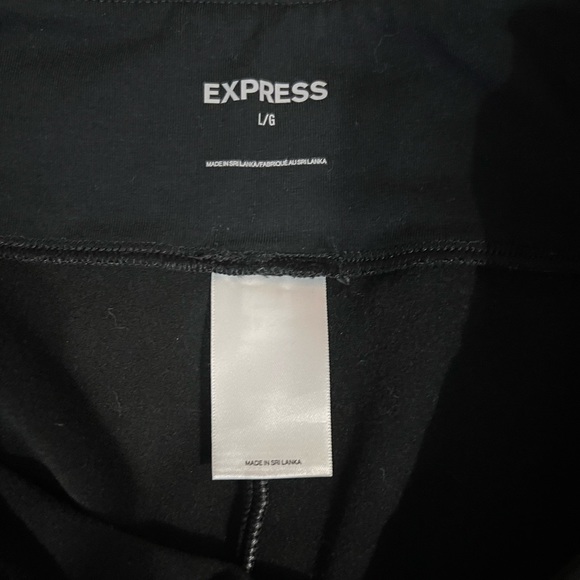 Express Faux Black Leather Leggings size L - Picture 5 of 5